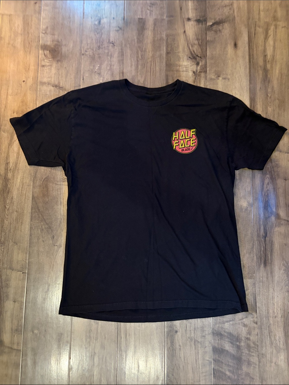Black Graphic Tee Half Face Blades
